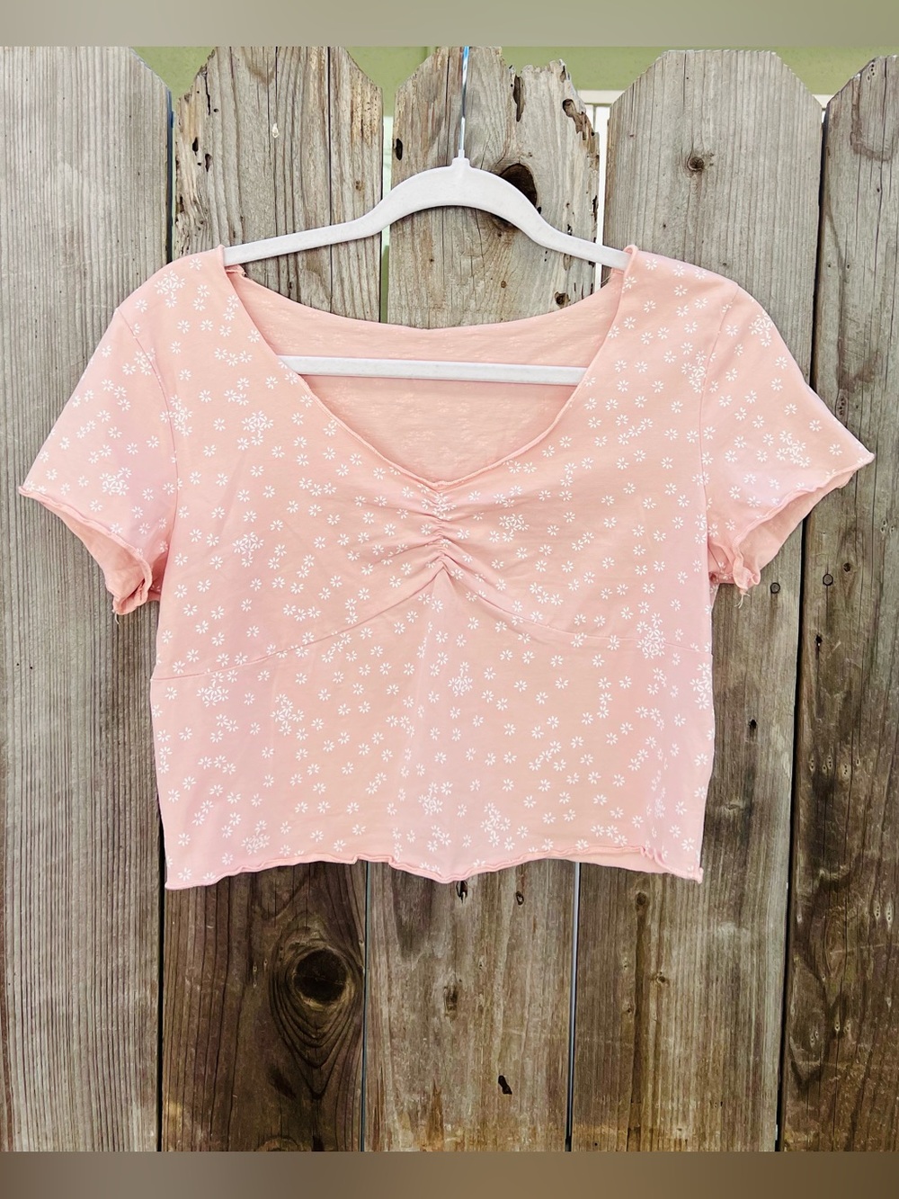 Pink Floral Ruched V-Neck Crop Top